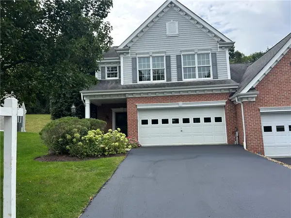 1320 Maplewood Cir, Washington, PA 15301