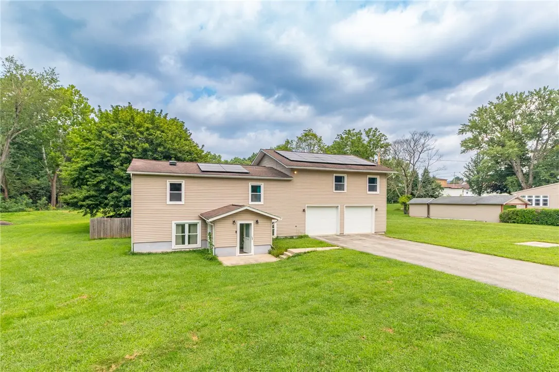 558 Market St, Bolivar, PA 15923 - #1