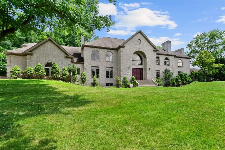 1060 Fox Chapel Road, Pittsburgh, PA 15238 - #3