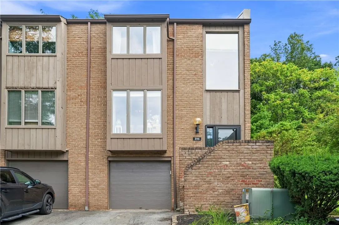 316 Elm Ct, Pittsburgh, PA 15237 - #1