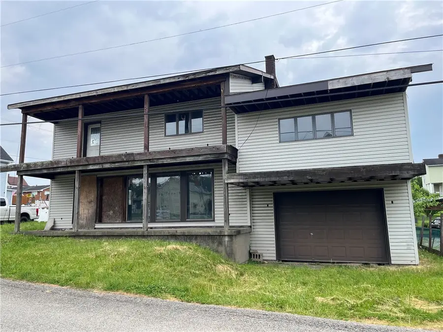 346 Hill St, Belle Vernon, PA 15012 - #2