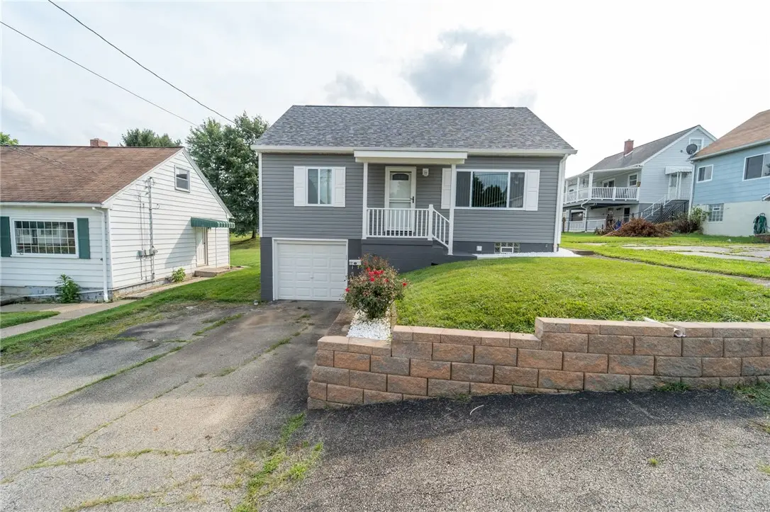 205 Carnation Street, Uniontown, PA 15401 - #1