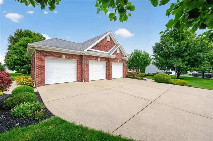 375 Violet Ct, Saxonburg, PA 16056 - #3