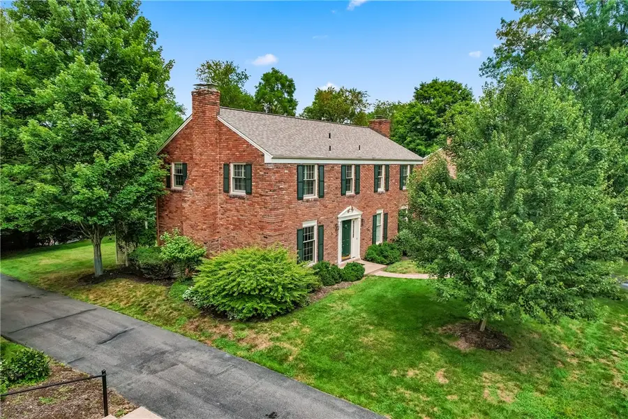 130 Laurelwood Dr, Pittsburgh, PA 15237 - #2