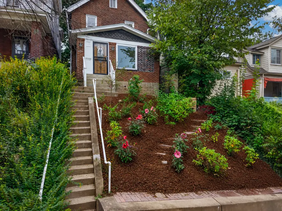 6320 Crombie Street, Pittsburgh, PA 15217 - #2