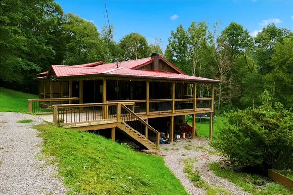 1393 Mateer Rd, Dayton, PA 16222