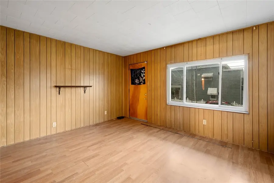 719 Frederick St, McKees Rocks, PA 15136 - #3