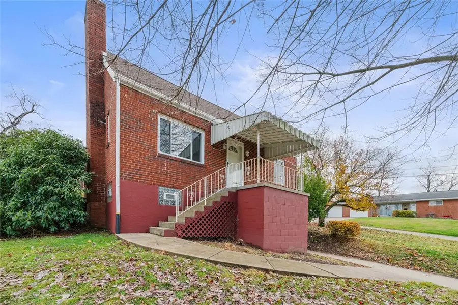 116 Warren Dr, New Kensington, PA 15068 - #2