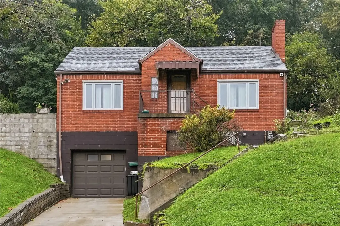 2115 E Beckert Ave, Pittsburgh, PA 15212 - #1