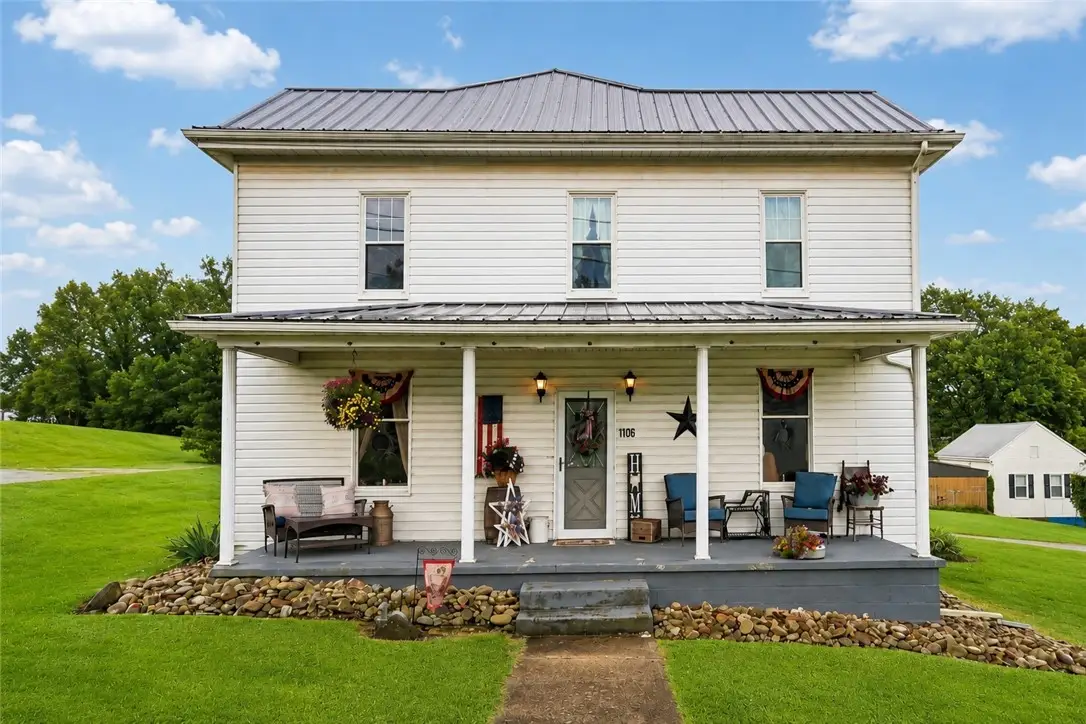 1106 Cross Creek Rd, Burgettstown, PA 15021 - #1