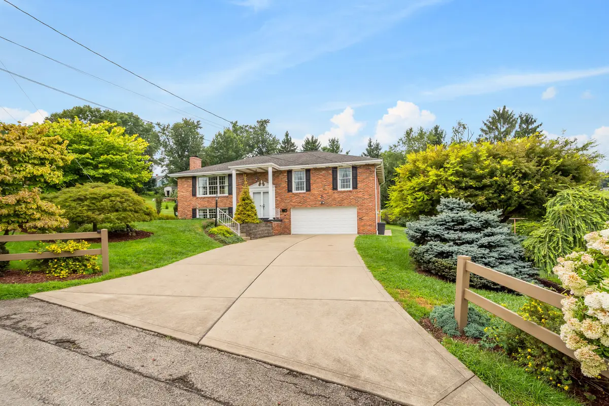 711 Valeria Drive, Canonsburg, PA 15317 - #1