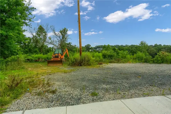 LOT 1 Beaver Grade Road, Mckees Rocks, PA 15136