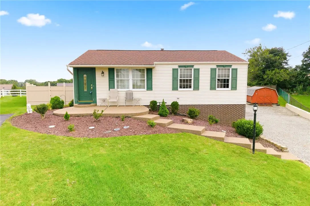 1402 Ivywood Dr, Allison Park, PA 15101 - #1