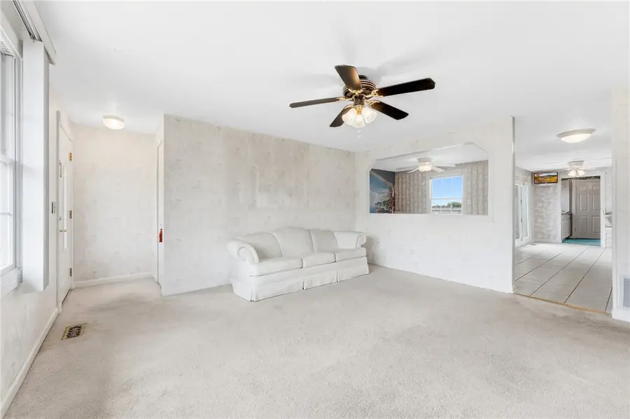 1402 Ivywood Dr, Allison Park, PA 15101 - #3