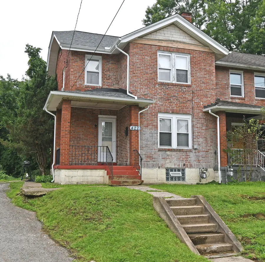 427 Ohio Avenue, Clairton, PA 15025 - #2