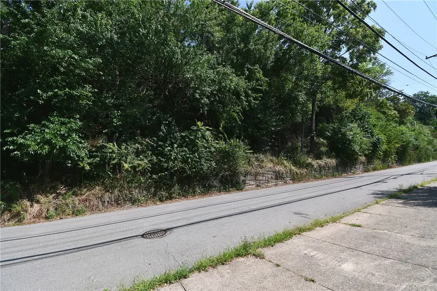 0 Henderson St, Pittsburgh, PA 15212 - #3