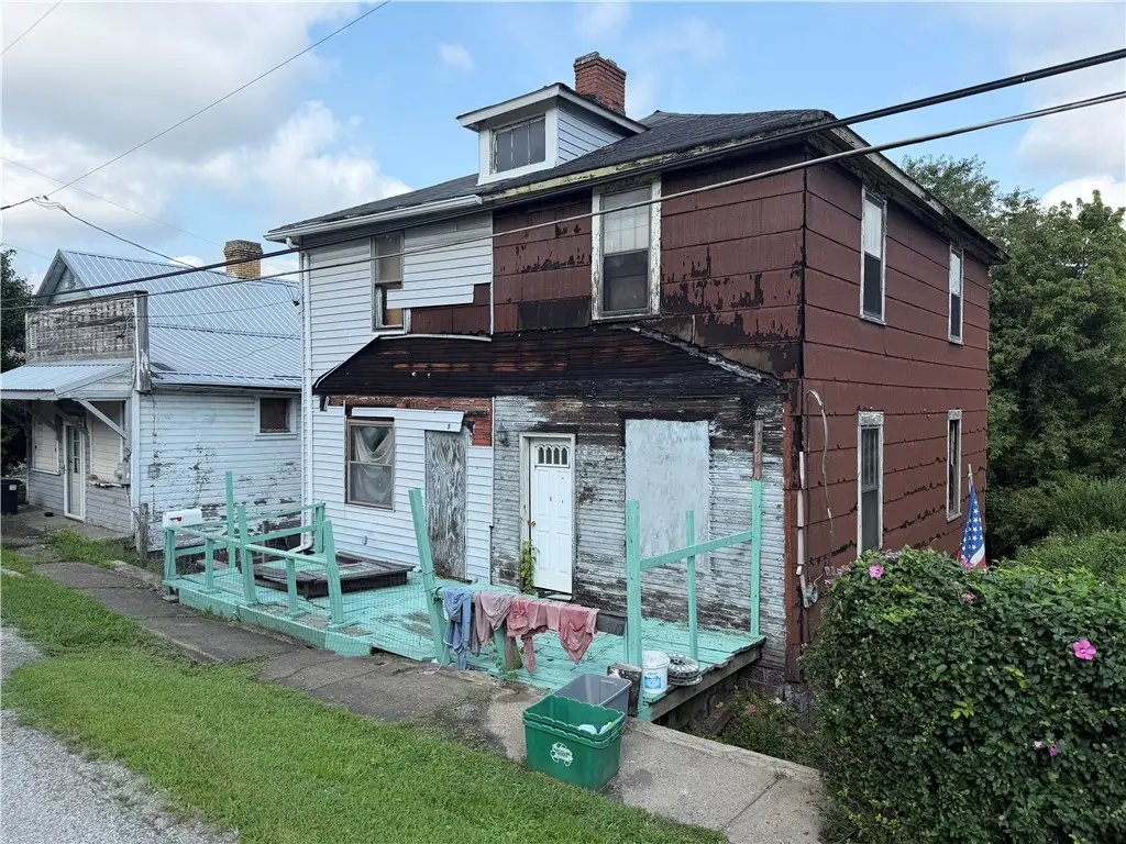 7 Ridge St, Brownsville, PA 15417 - #1