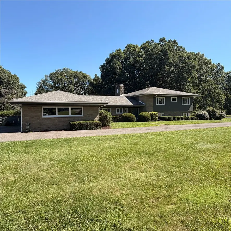 103 Zernich Dr, Aliquippa, PA 15001 - #2