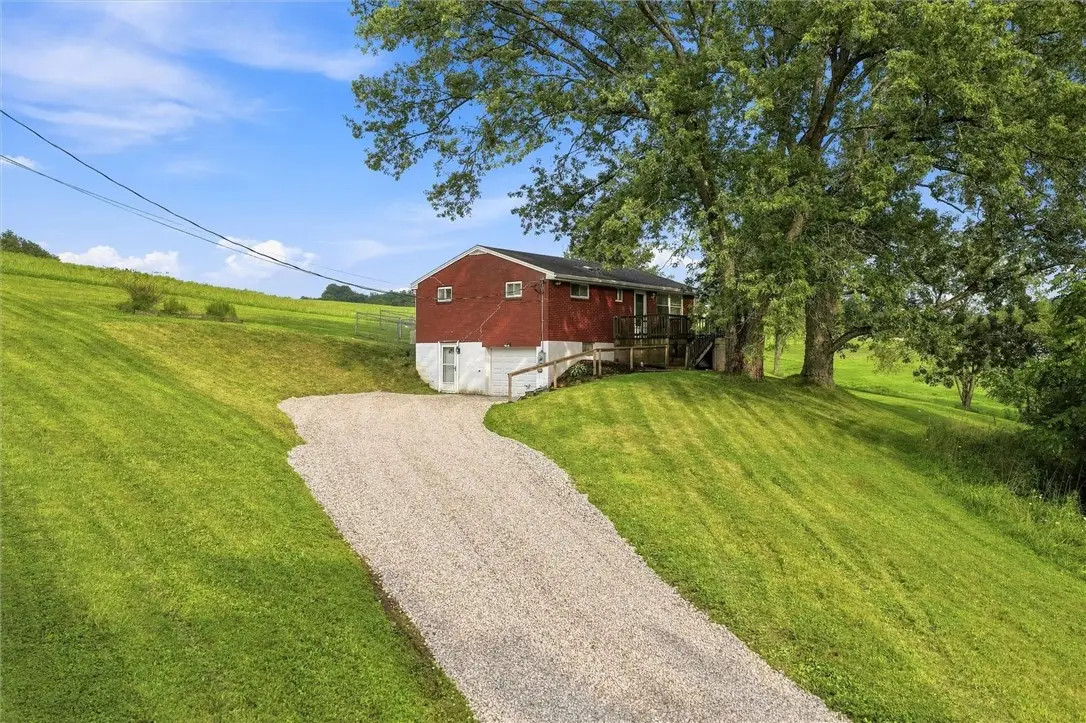54 Chestnut Ridge Rd, Washington, PA 15301 - #1