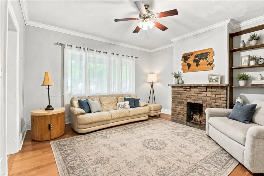 423 5th St, Oakmont, PA 15139 - #2