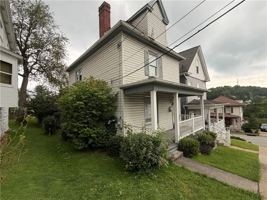 354 Frothingham Ave, Jeannette, PA 15644 - #2