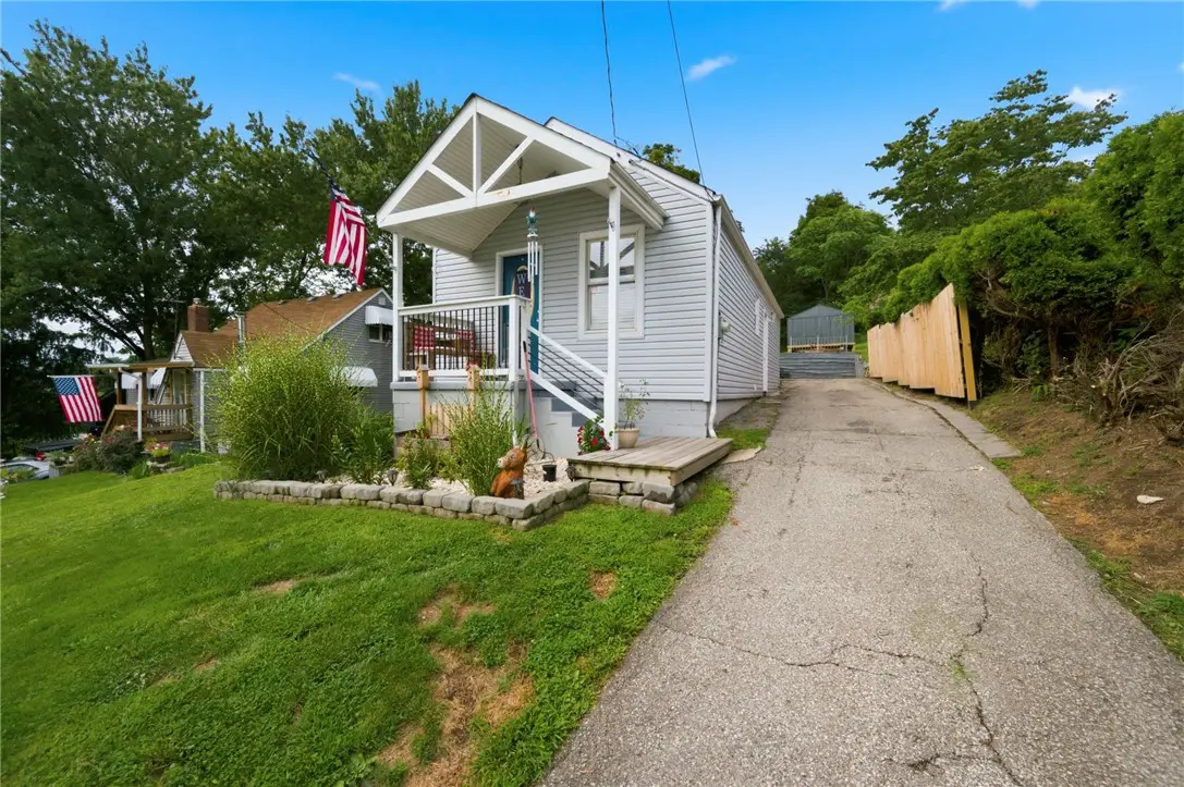 1107 Elk Ave, Vandergrift, PA 15690 - #1