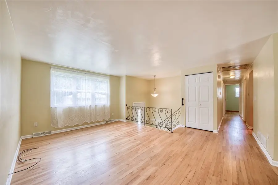110 York Dr, Pittsburgh, PA 15214 - #3
