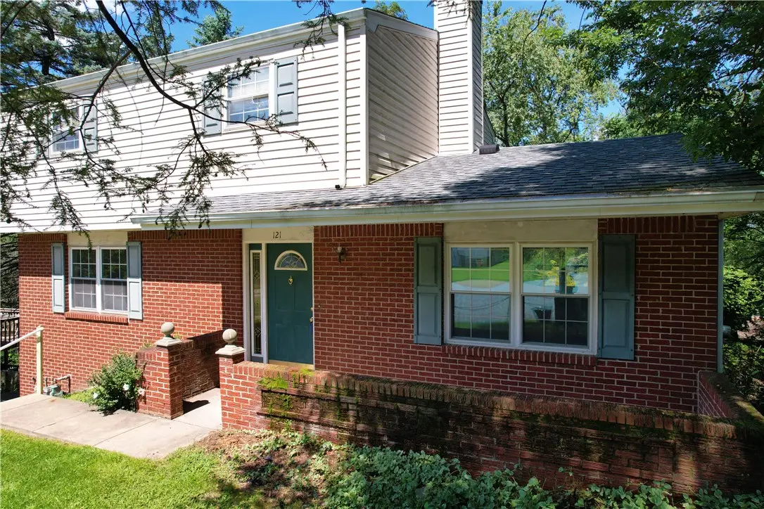 121 Knoll Dr, Verona, PA 15147 - #1
