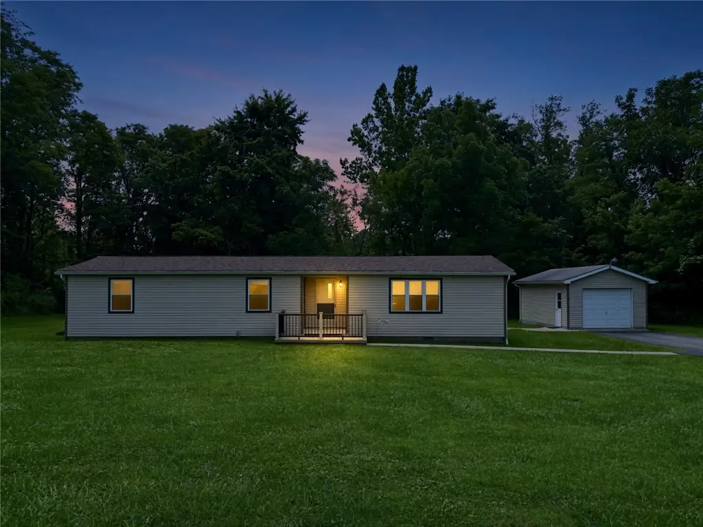 810 Alborn Ave, New Castle, PA 16101 - #1
