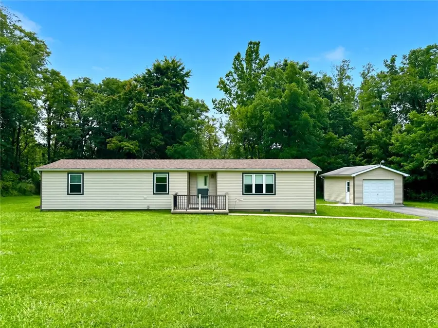 810 Alborn Ave, New Castle, PA 16101 - #2