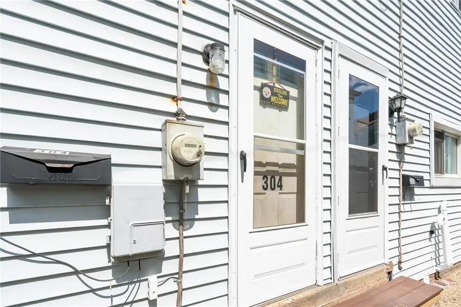304 Pilgrim Way, Pittsburgh, PA 15215 - #2