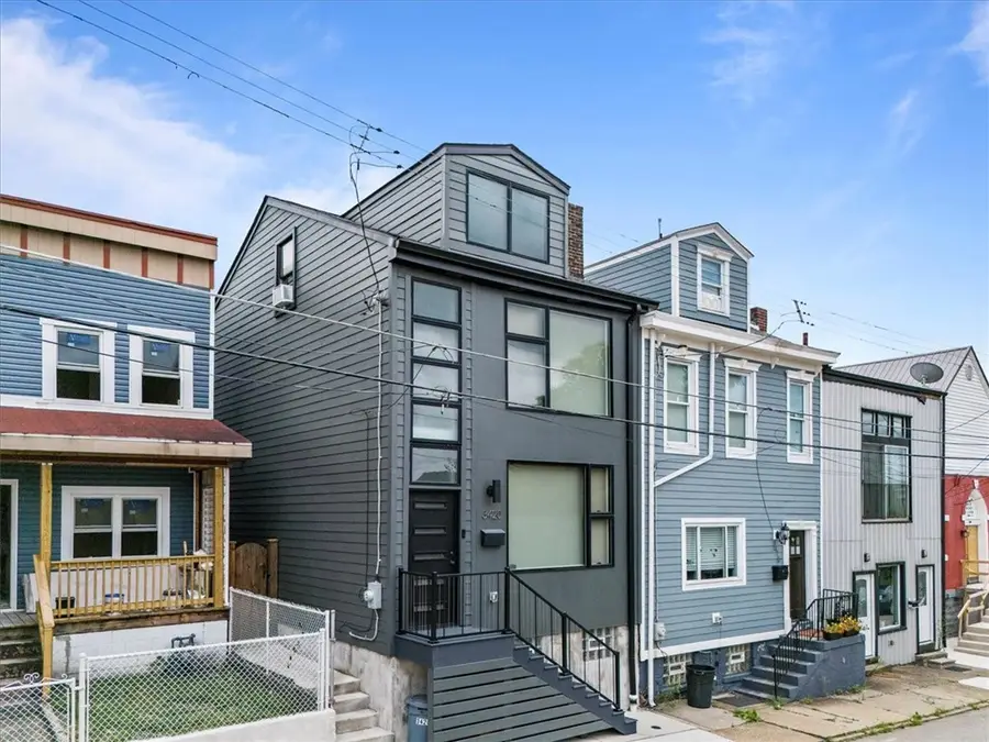 3420 Ligonier St, Pittsburgh, PA 15201 - #2