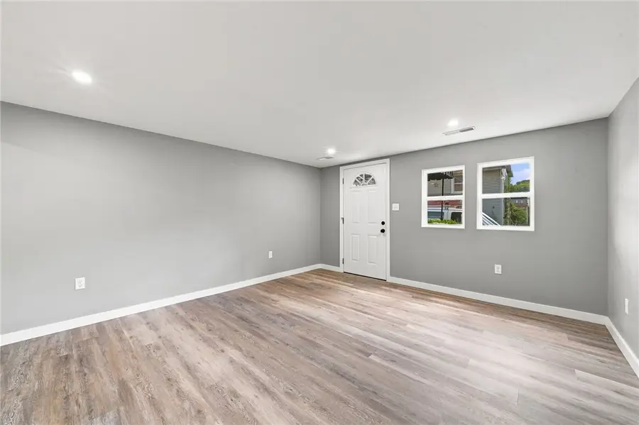 20 Greenwich Street, Natrona Heights, PA 15065 - #3