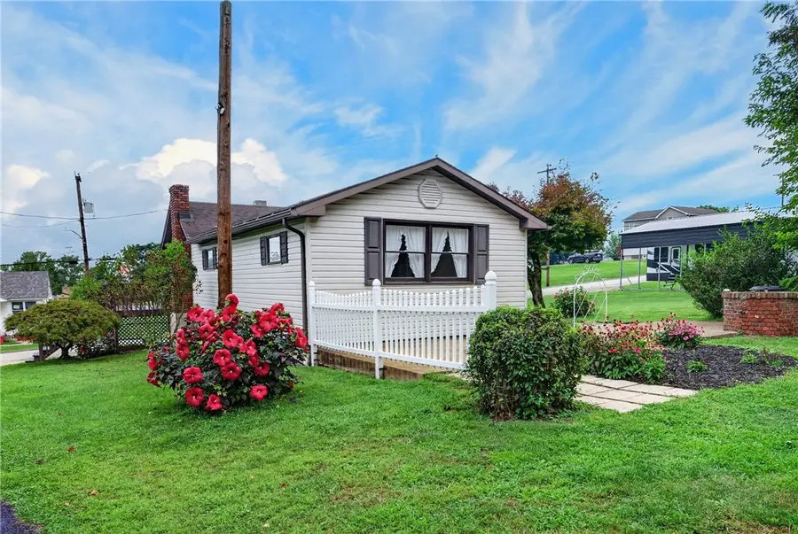 1933 Gay Avenue, Greensburg, PA 15601 - #2