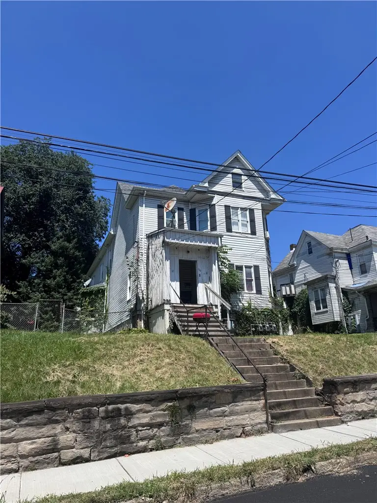 116 Hall Ave, Washington, PA 15301 - #2