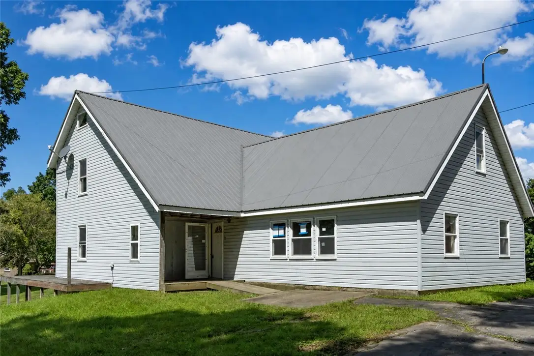 890 Campbell Run Rd, Ford City, PA 16226 - #1
