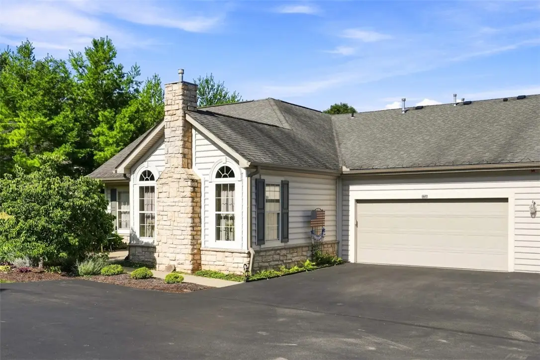1715 Golf Course Drive, Washington, PA 15301 - #1
