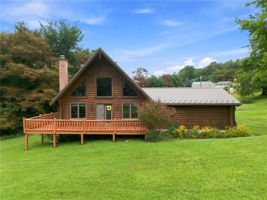 1233 Claridge Elliot, Penn, PA 15644 - #1