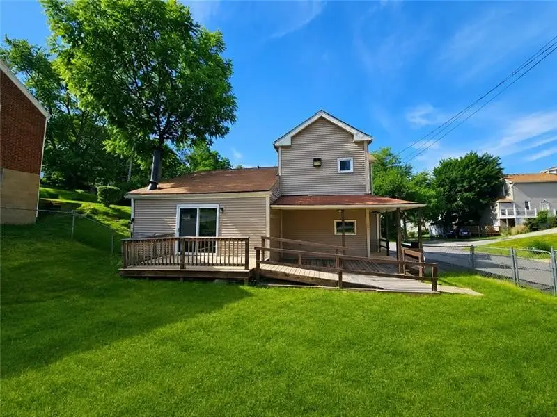 147 Lea St, Homestead, PA 15120 - #1
