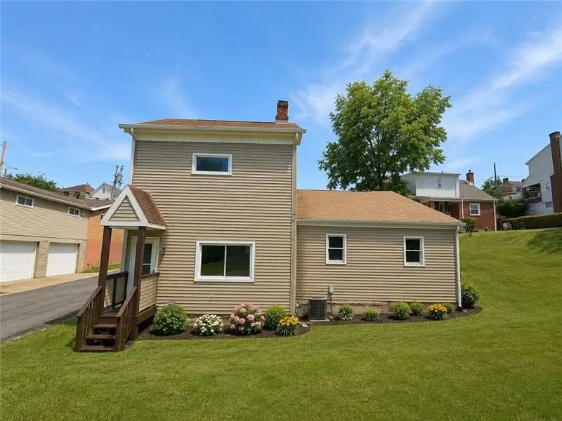 147 Lea St, Homestead, PA 15120 - #2