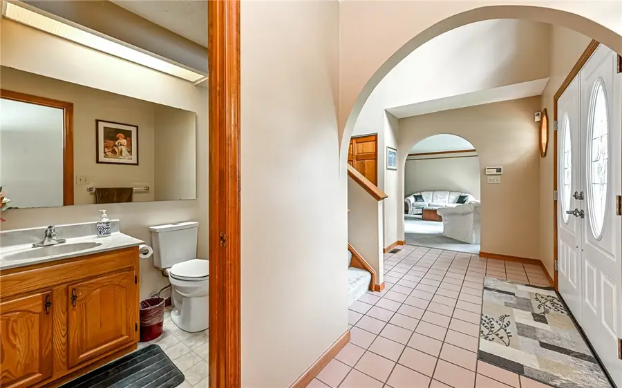 4847 Shamrogue Ct, Allison Park, PA 15101 - #2