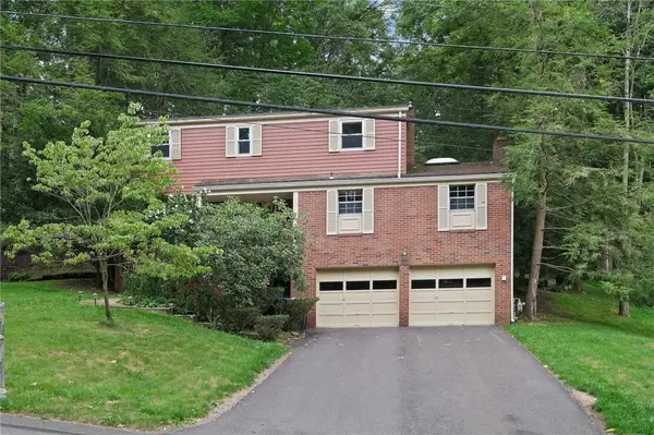 1060 Covington Pl, Allison Park, PA 15101
