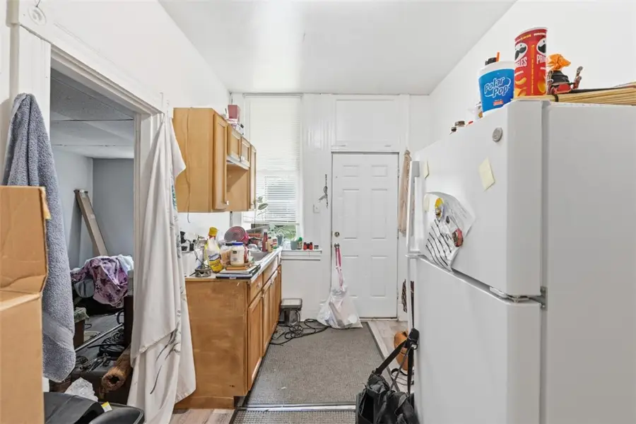 1255 Chartiers Ave, McKees Rocks, PA 15136 - #3