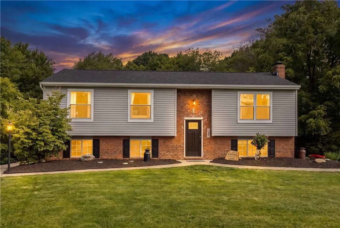 331 Rolling Hills Rd, Freedom, PA 15042 - #1