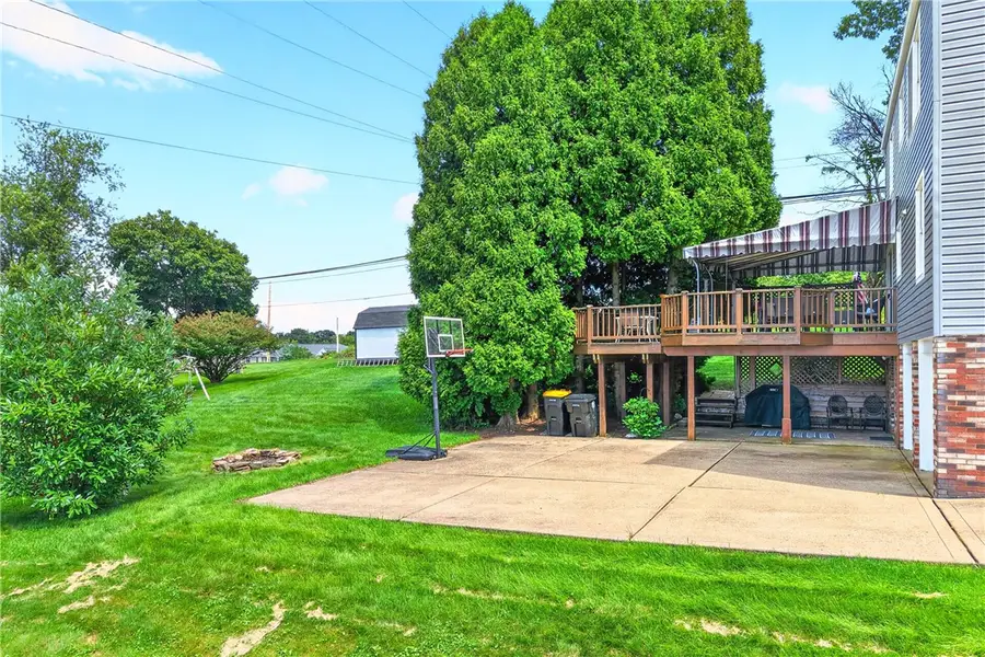 519 Diablo Dr, Bethel Park, PA 15102 - #3