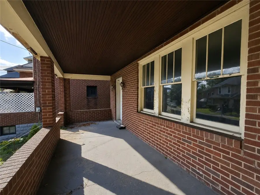821 Woodworth Ave, Pittsburgh, PA 15221 - #3