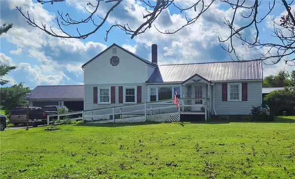1671 Airport Rd, Fredonia, PA 16124