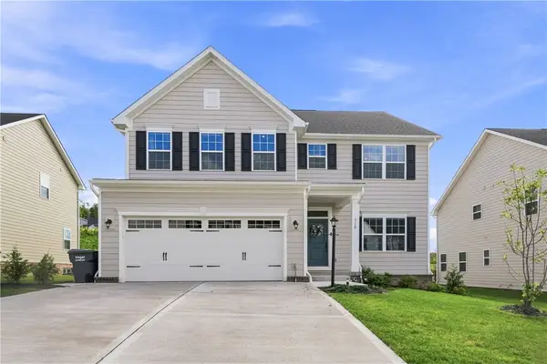 510 Blackrock Blvd, Mars, PA 16046