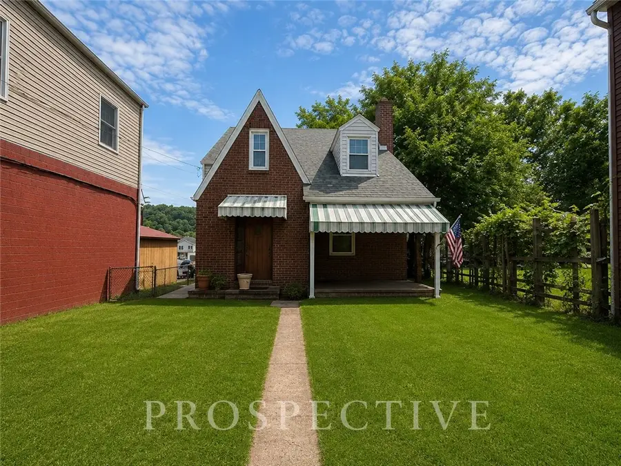 1074 Brackenridge Ave, Brackenridge, PA 15014 - #2
