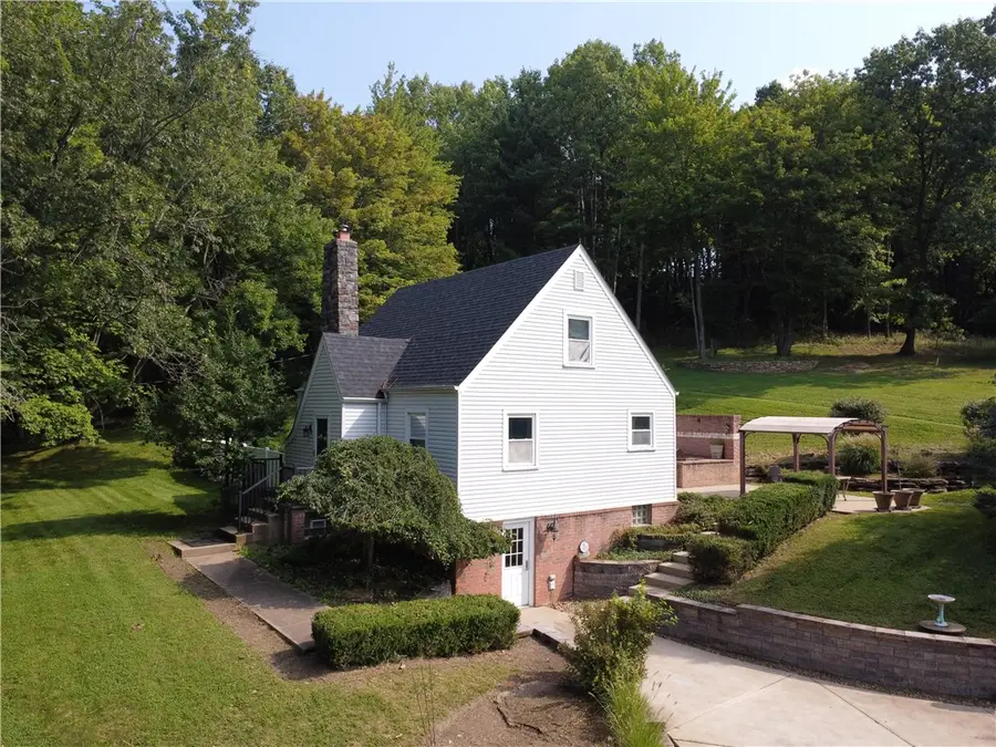 809 Franklin Rd, Mars, PA 16046 - #2